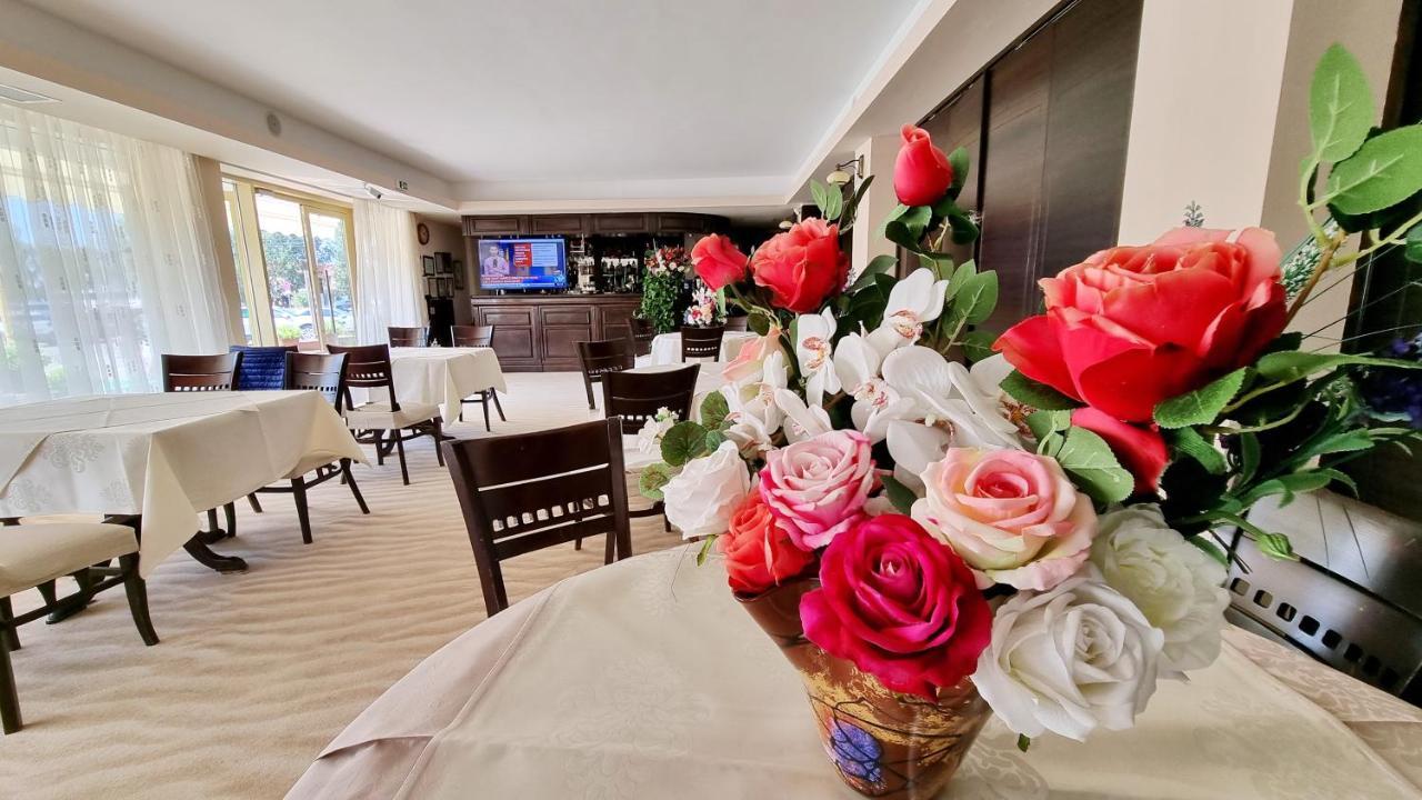 Hotel Condor Mamaia Εξωτερικό φωτογραφία
