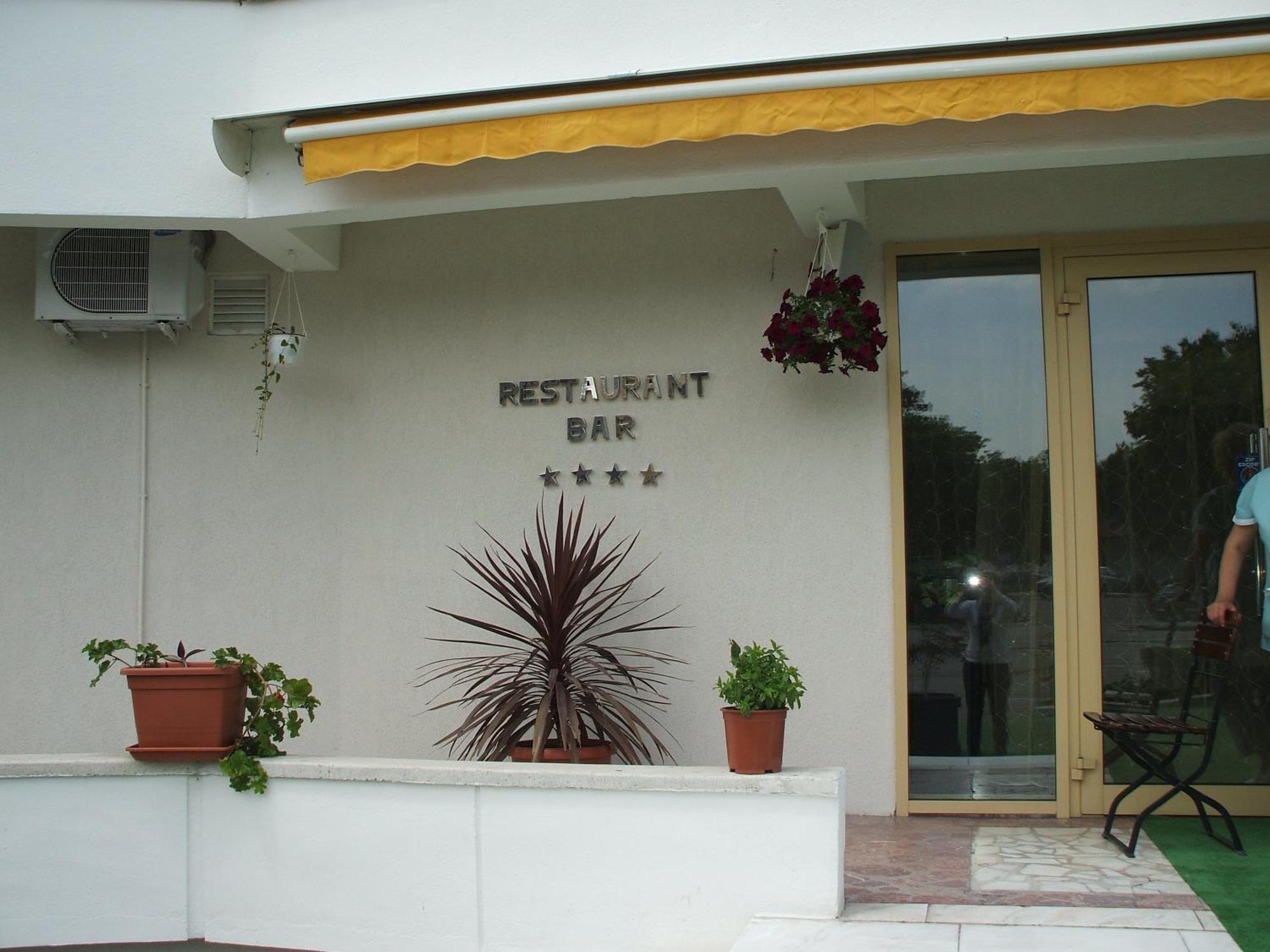 Hotel Condor Mamaia Εξωτερικό φωτογραφία