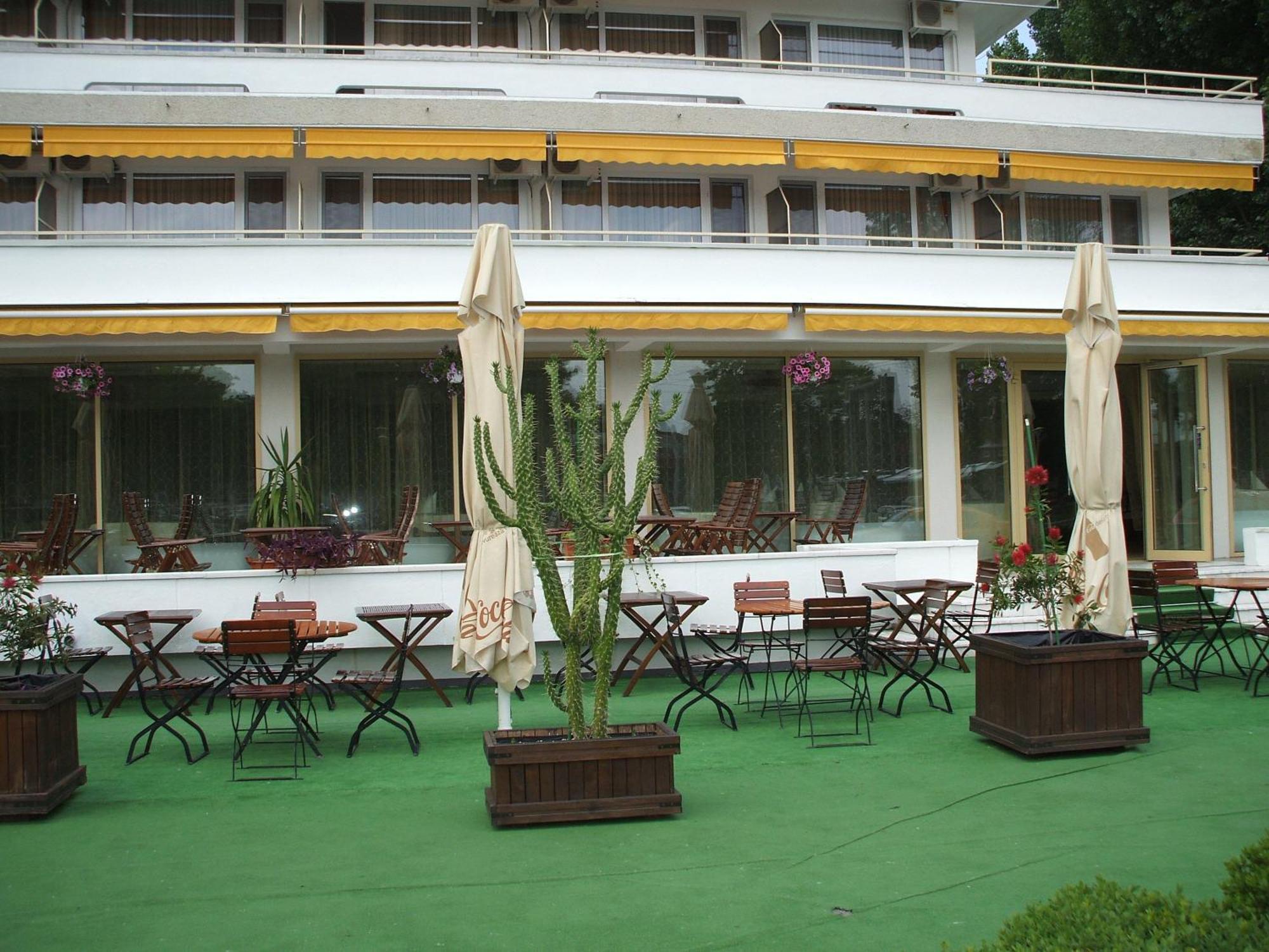 Hotel Condor Mamaia Εξωτερικό φωτογραφία